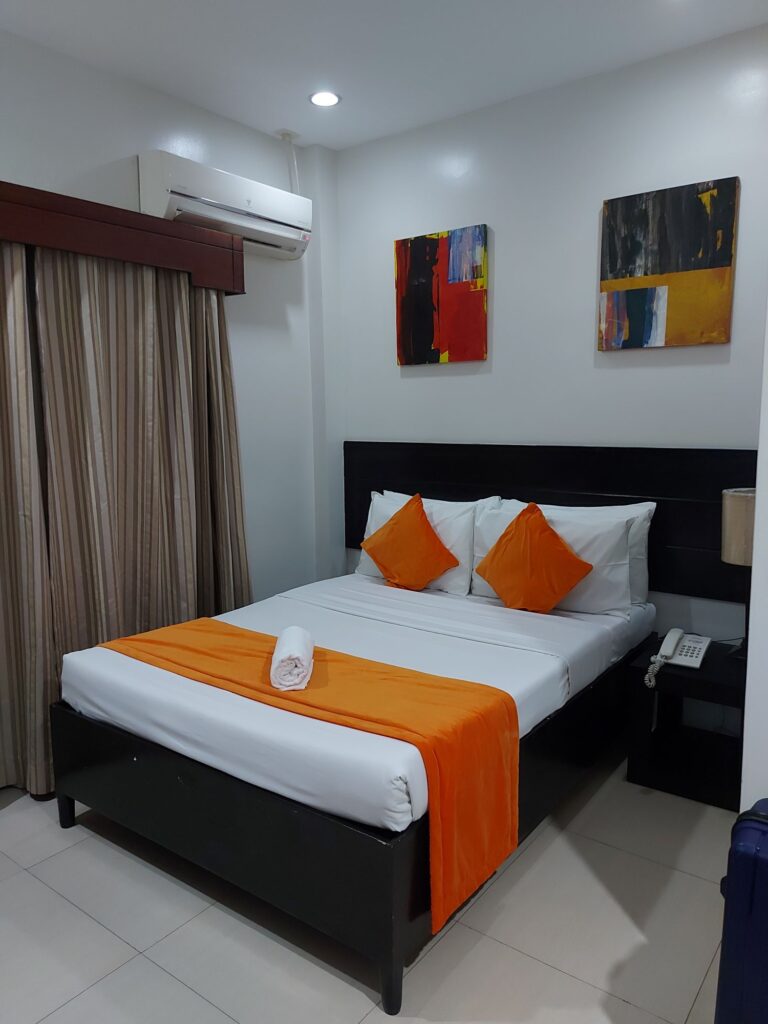 Holiday Sutes, Puerto Princesa, Palawan