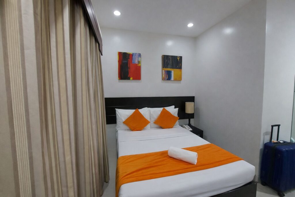 Holiday Sutes, Puerto Princesa, Palawan